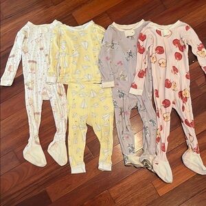 Lot of 4 pijamas - 18M and 24M